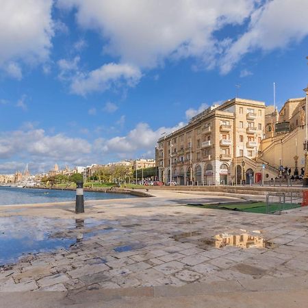 Bormla - Comfortable Two Bedroom Apartment Cospicua Luaran gambar