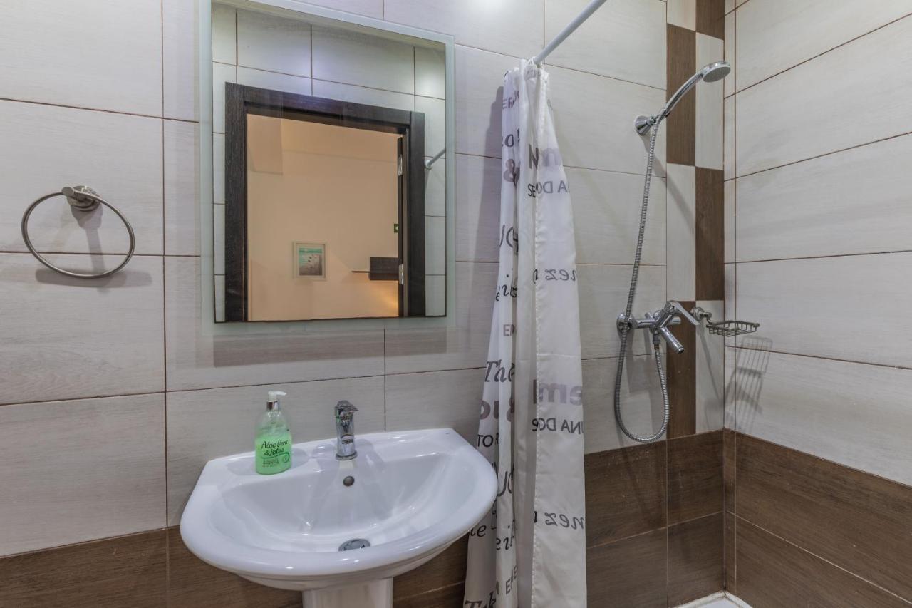 Bormla - Comfortable Two Bedroom Apartment Cospicua Luaran gambar